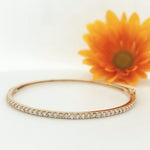 Load image into Gallery viewer, 14k Yellow Gold 1.10 Carat Bangle