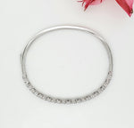 Load image into Gallery viewer, 18k White Gold 1.04 Carat Bangle