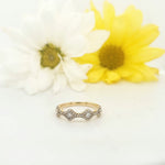 Load image into Gallery viewer, 18k Yellow Gold 0.39 Carat Wedding Band