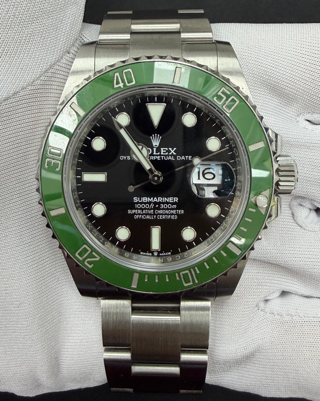 ROLEX SUBMARINER DATE 126610LV
