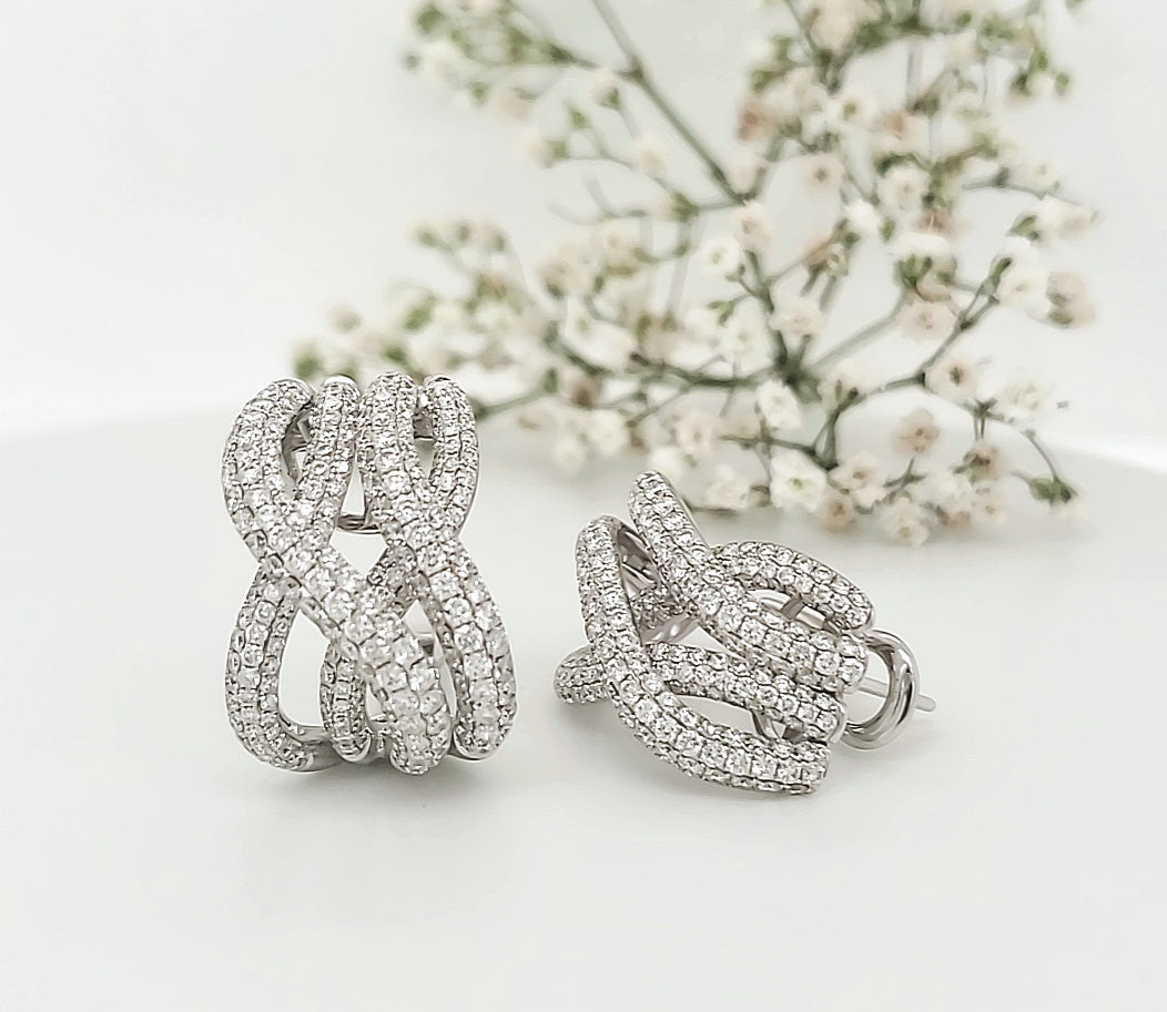 18k White Gold 4.49 Carat Earrings