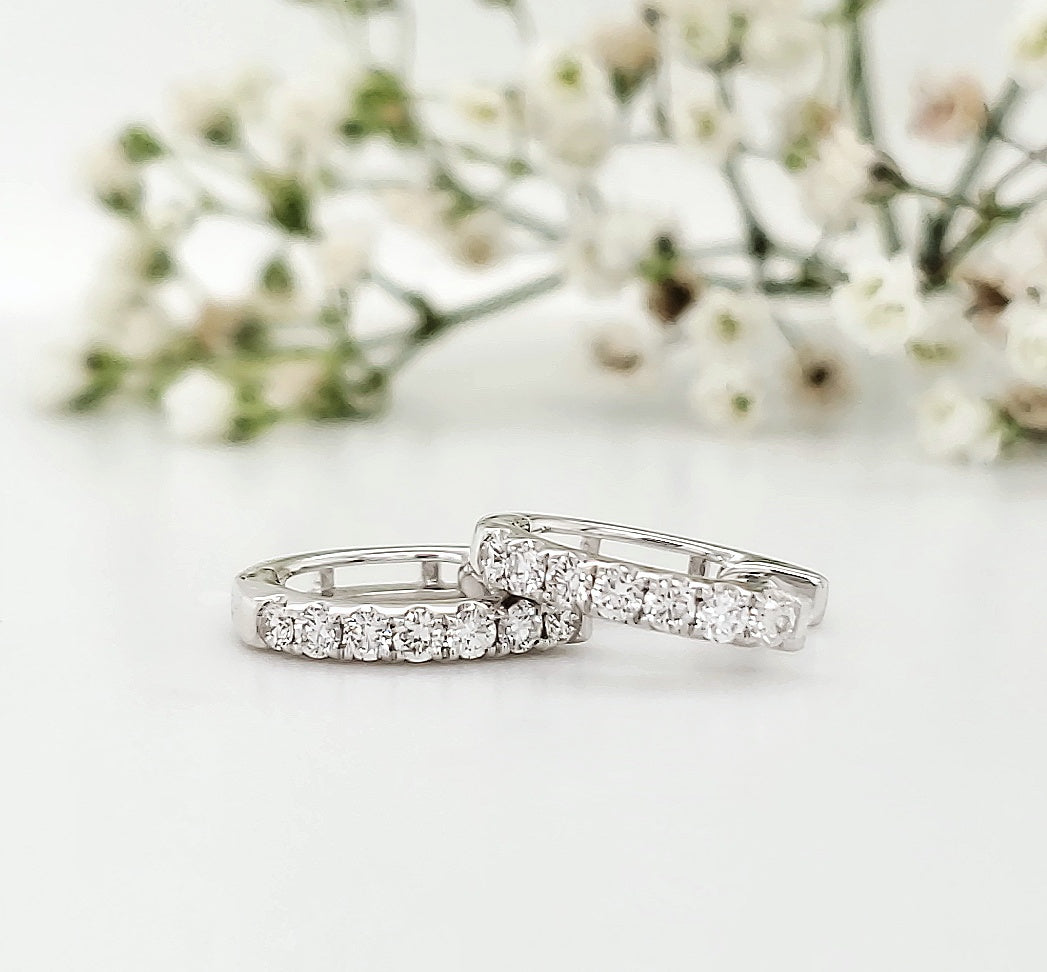18k White Gold 0.30 Carat Earrings