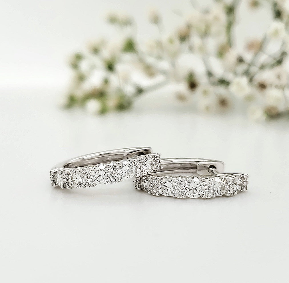 18k White Gold 0.85 Carat Earrings