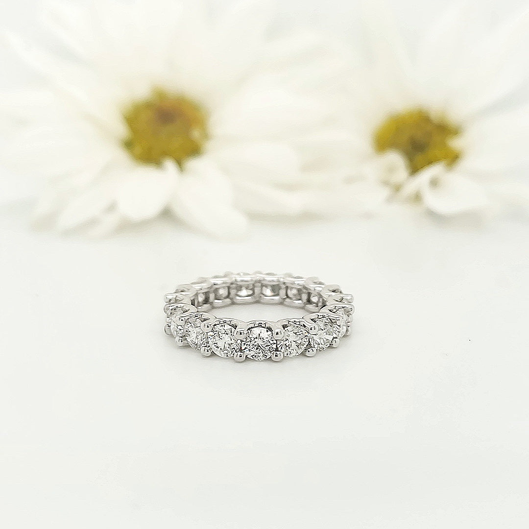 14k White Gold 3.97 Carat Wedding Band