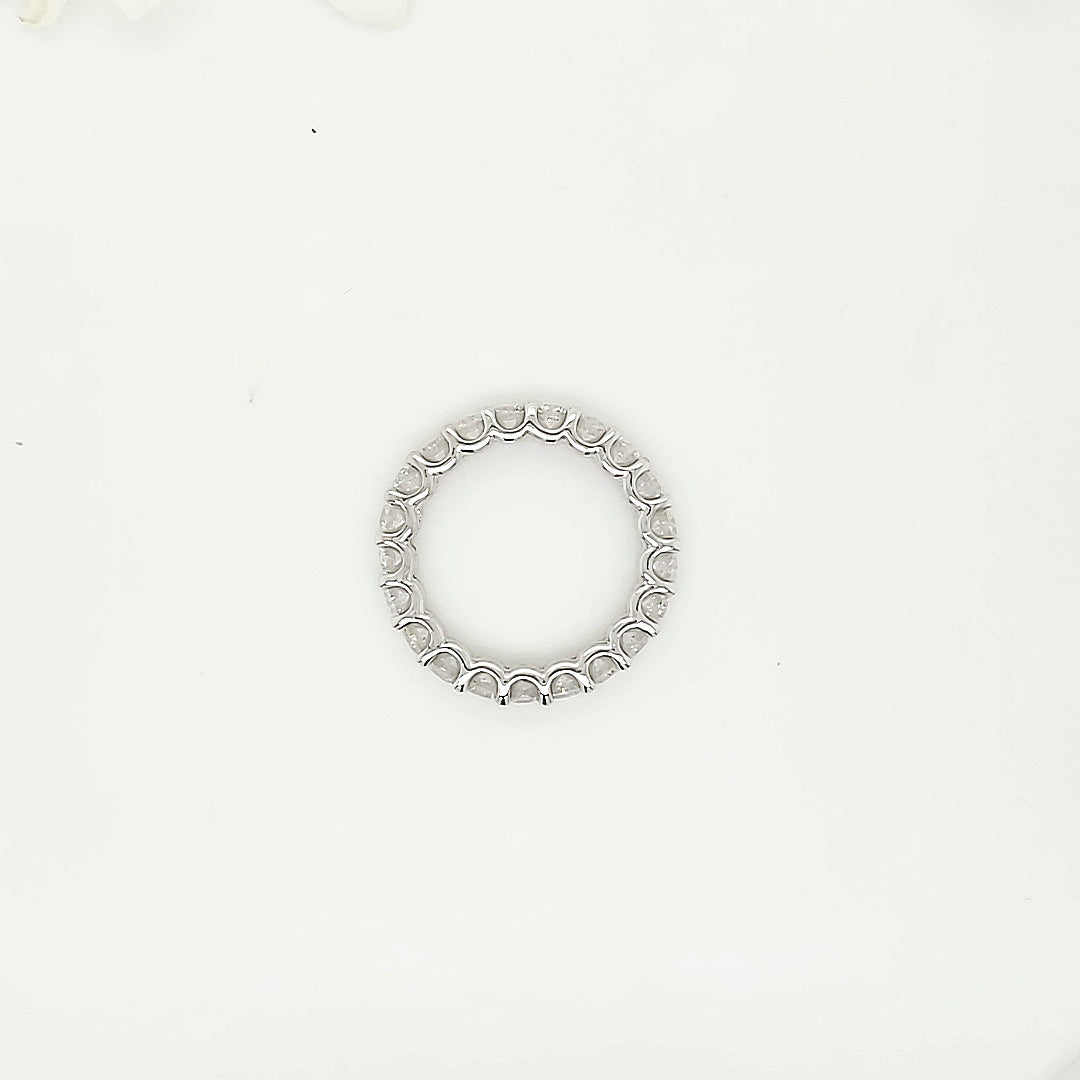 14k White Gold 1.88 Carat Wedding Band