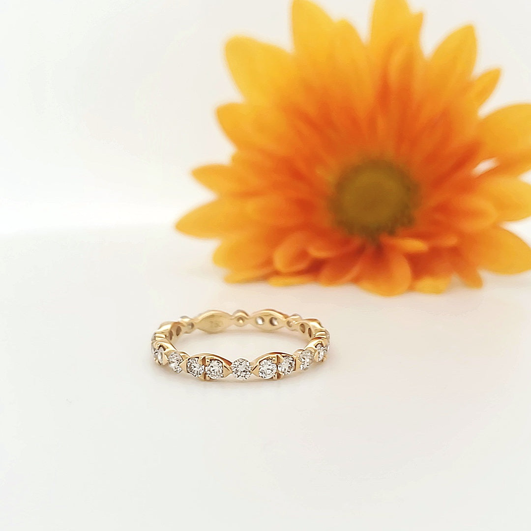 18k Yellow Gold 0.96 Carat Wedding Band