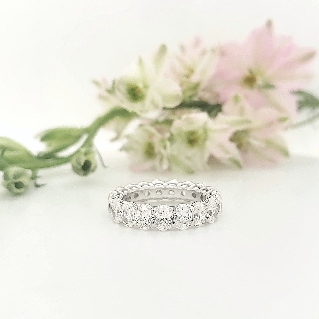 18k White Gold 4.60 Carat Wedding Band 