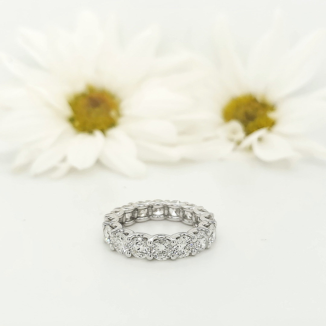 14k White Gold 4.85 Carat Wedding Band