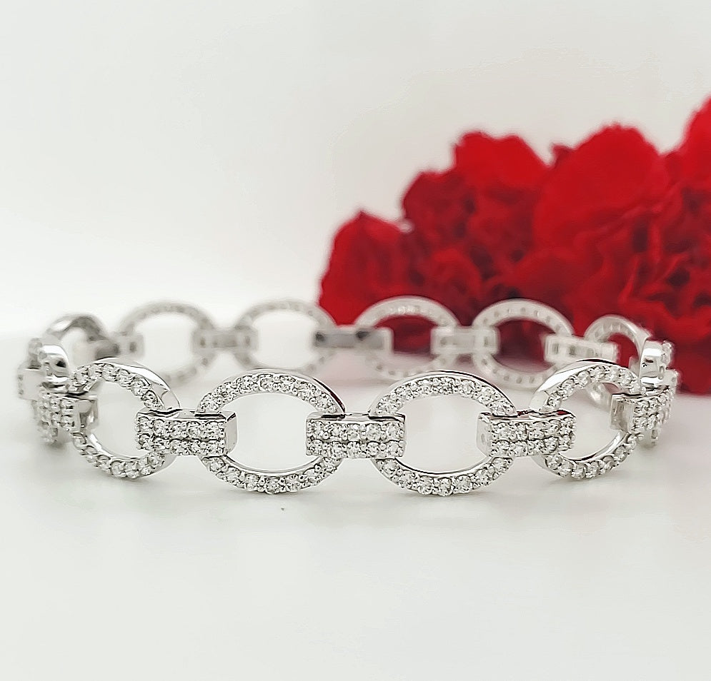 18k White Gold 4.13 Carat Bracelet