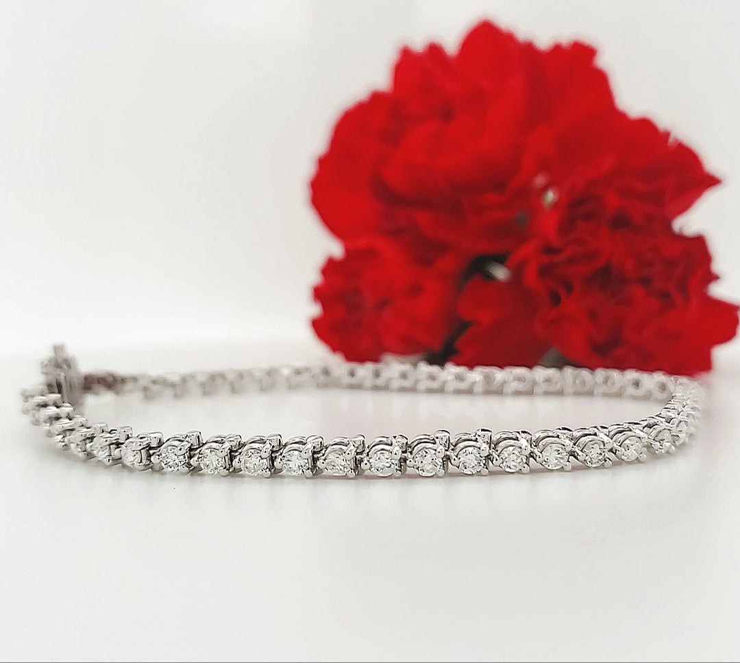 14k White Gold 2.27 Carat Tennis Bracelet