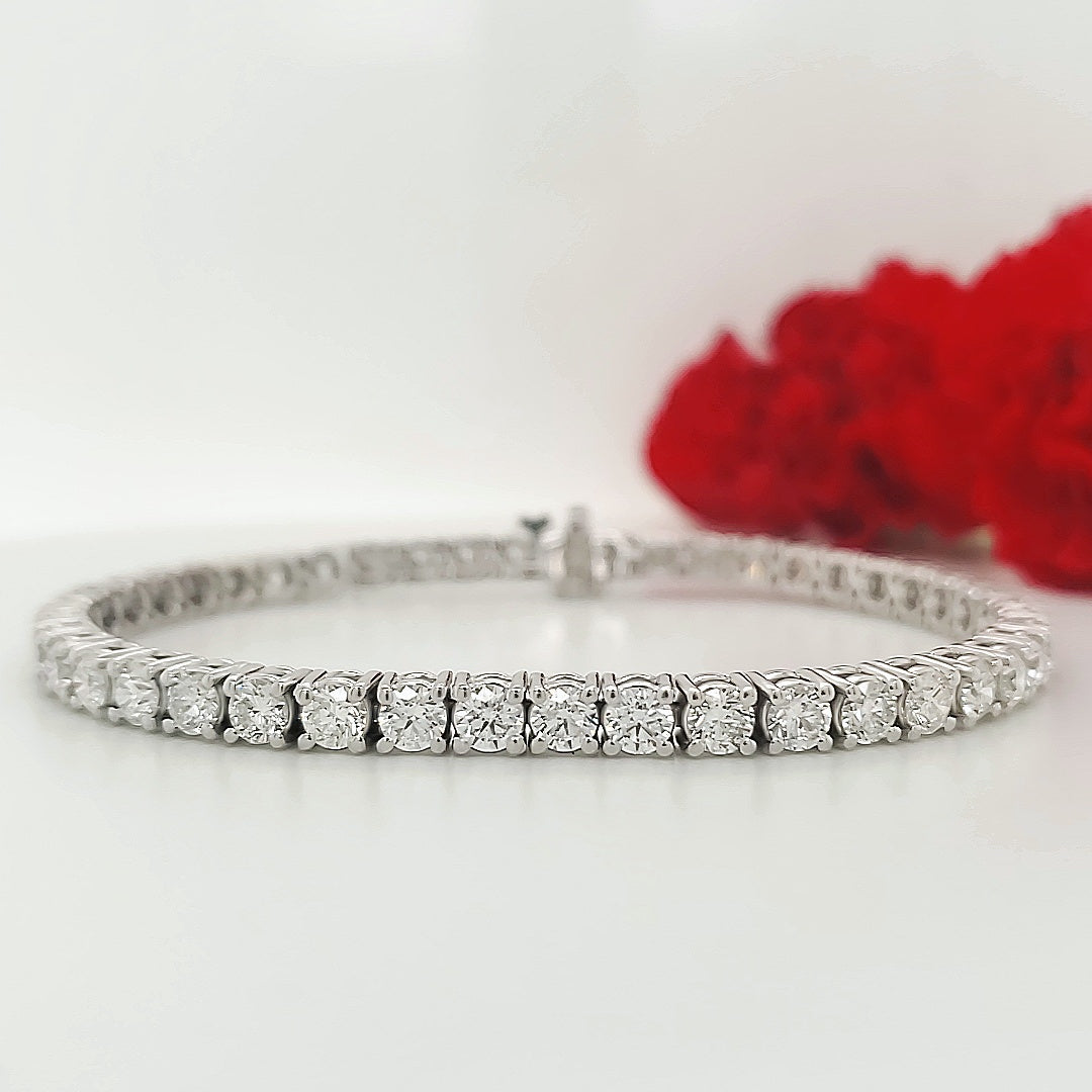 14k White Gold 8.24 Carat Tennis Bracelet