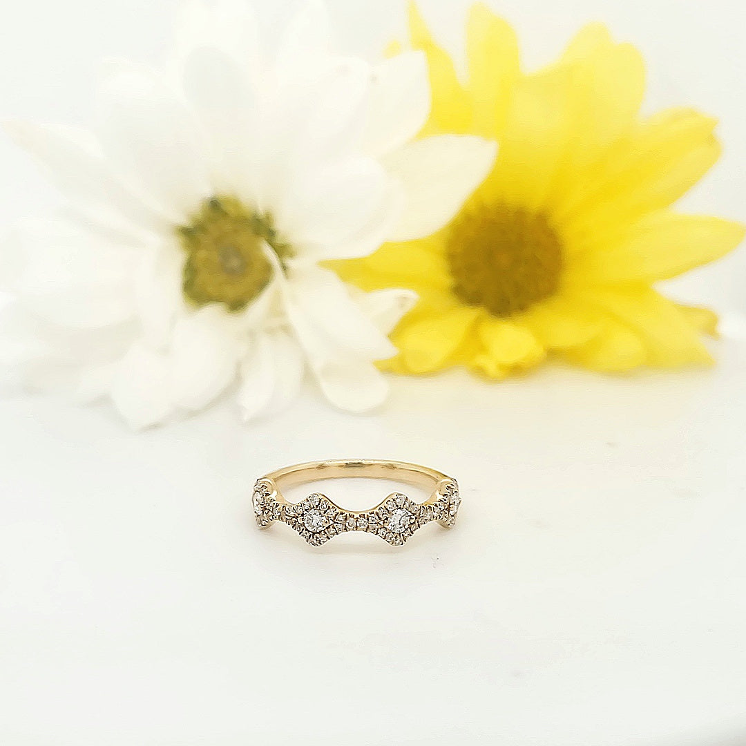 18k Yellow Gold 0.39 Carat Wedding Band