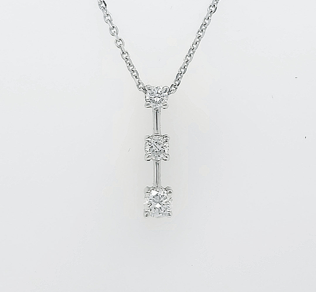 14k White Gold 0.50 Carat Pendant