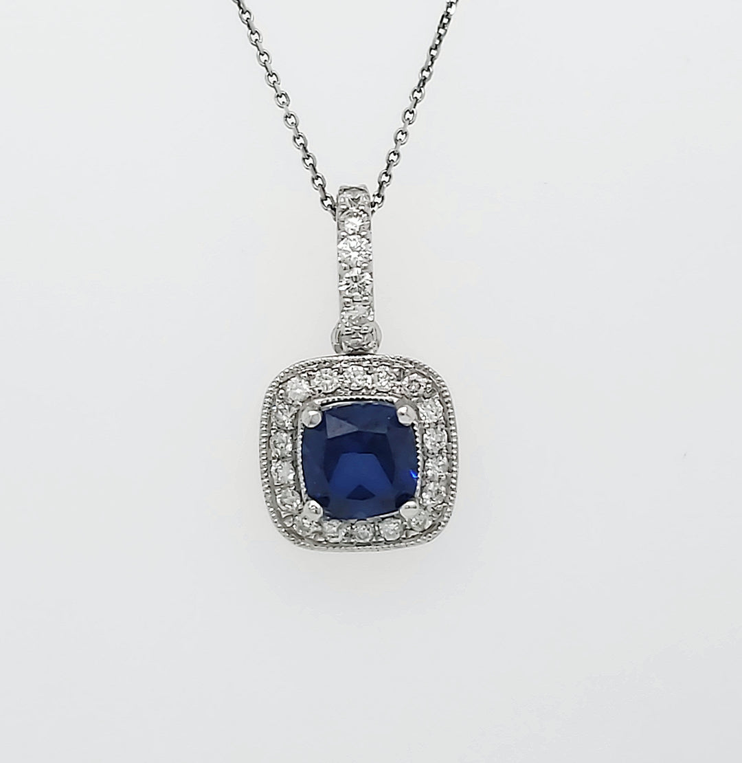 14k White Gold 1.08 Carat Pendant