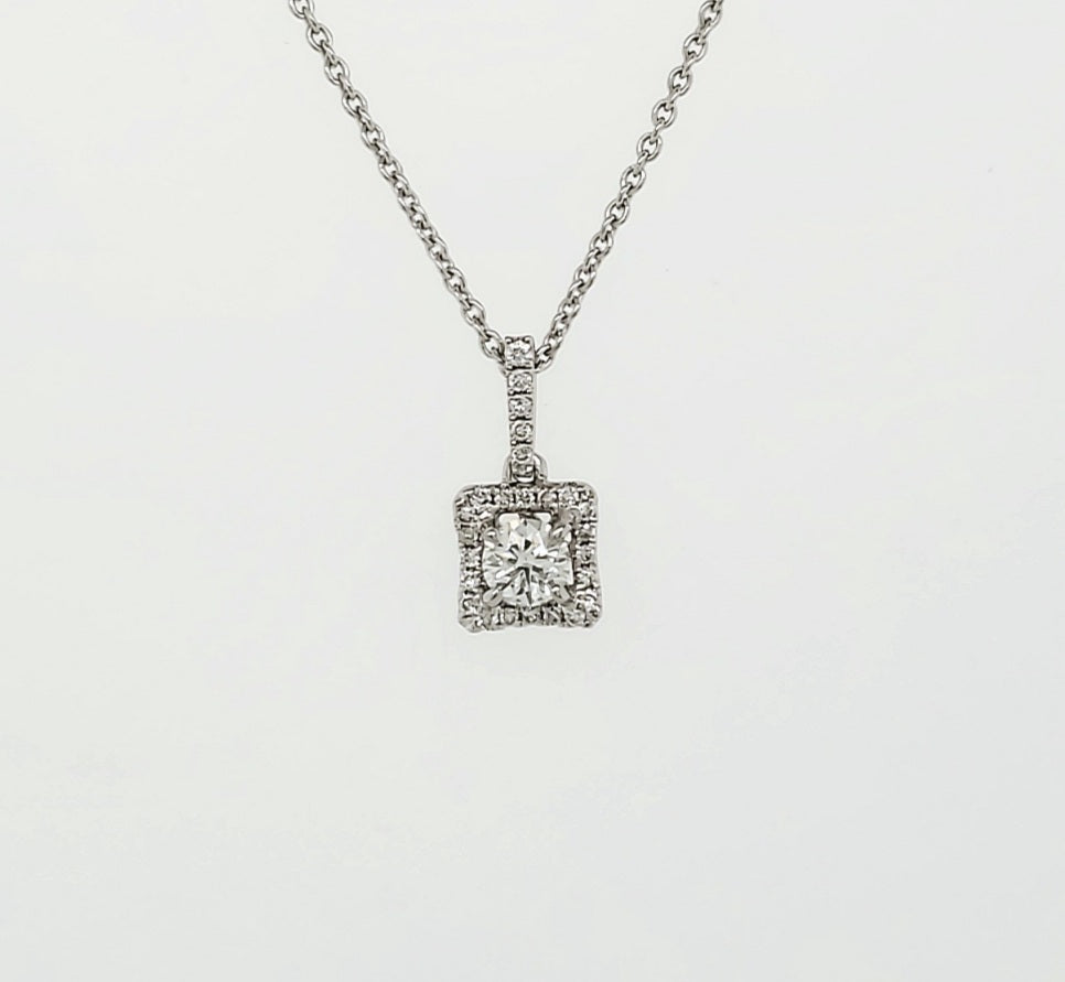 18k White Gold 0.30 Carat Pendant