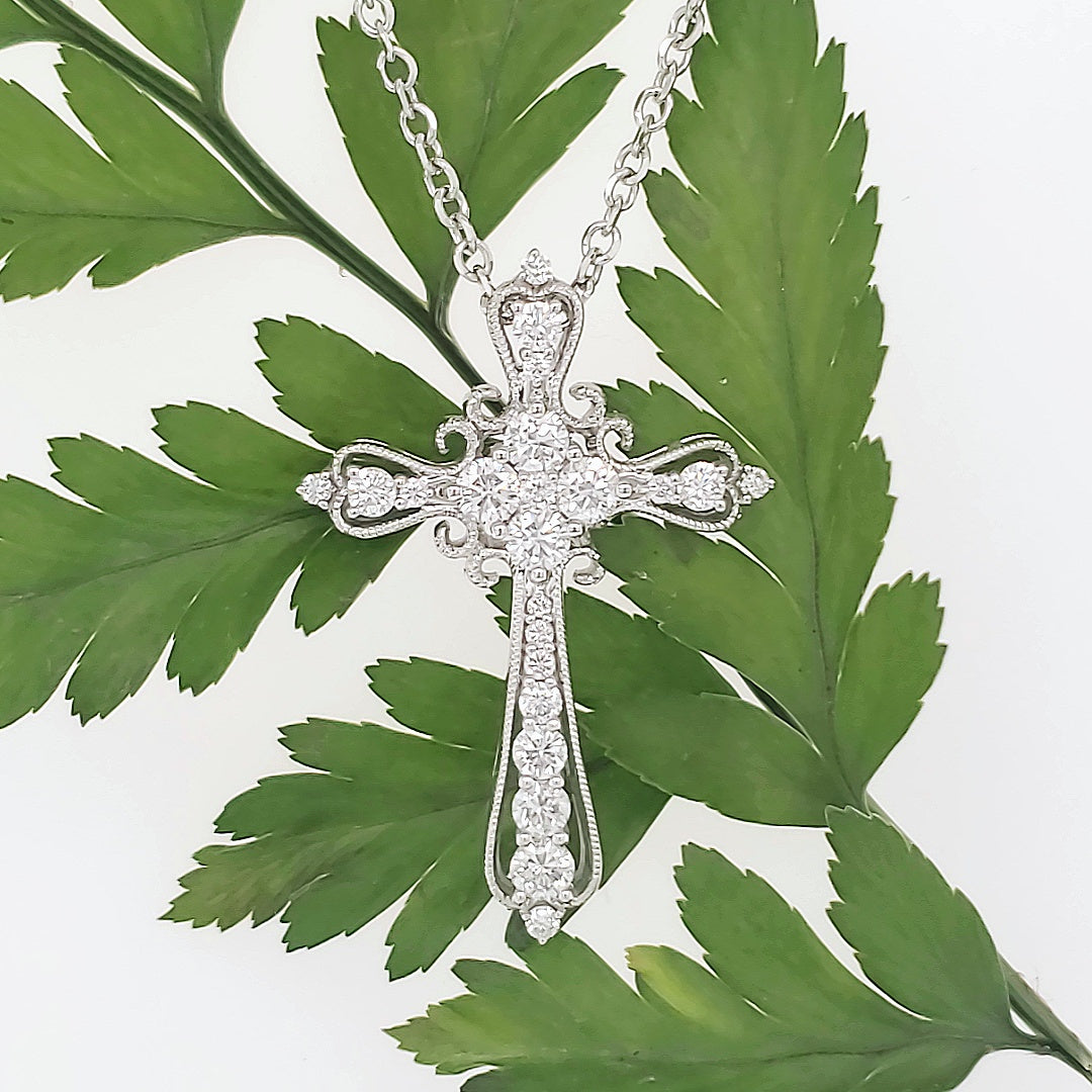 18k White Gold 0.79 Carat Pendant