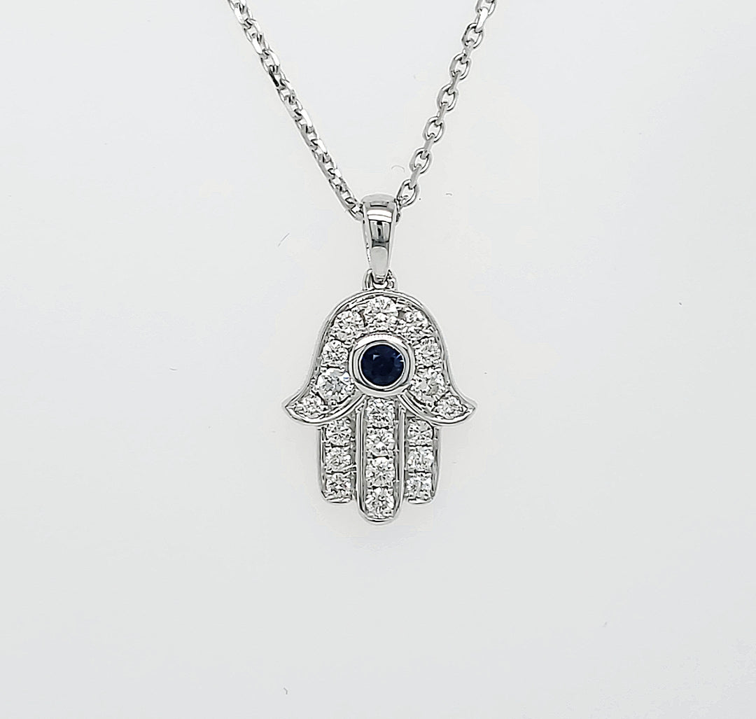 18k White Gold 0.44 Carat Pendant
