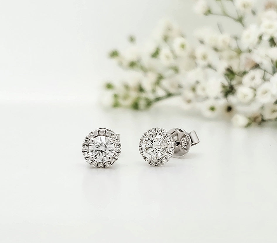 18k White Gold 0.73 Carat Earrings