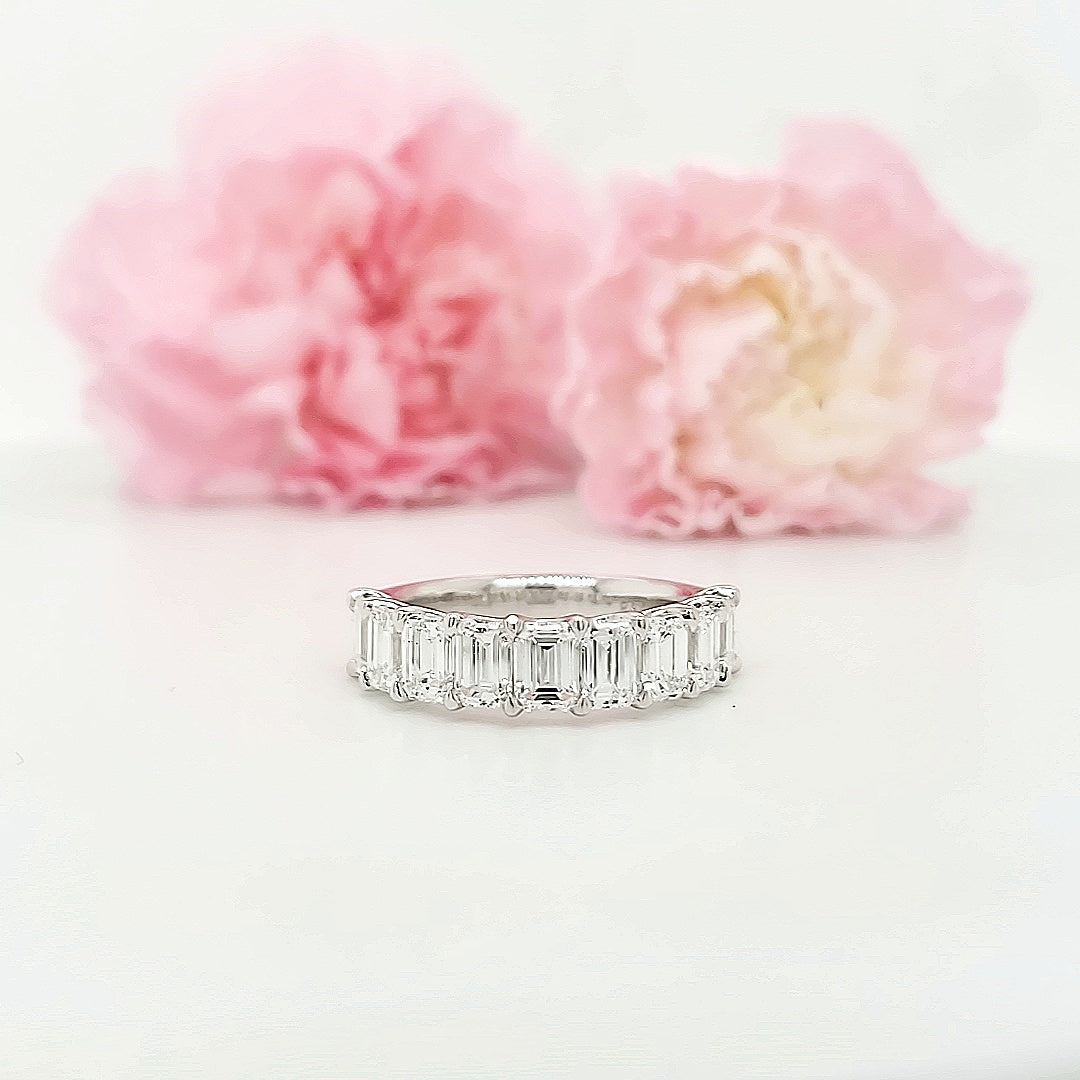 18k White Gold 3.02 Carat Wedding Band