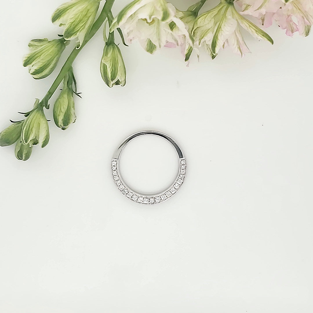 18k White Gold 0.86 Carat Wedding Band