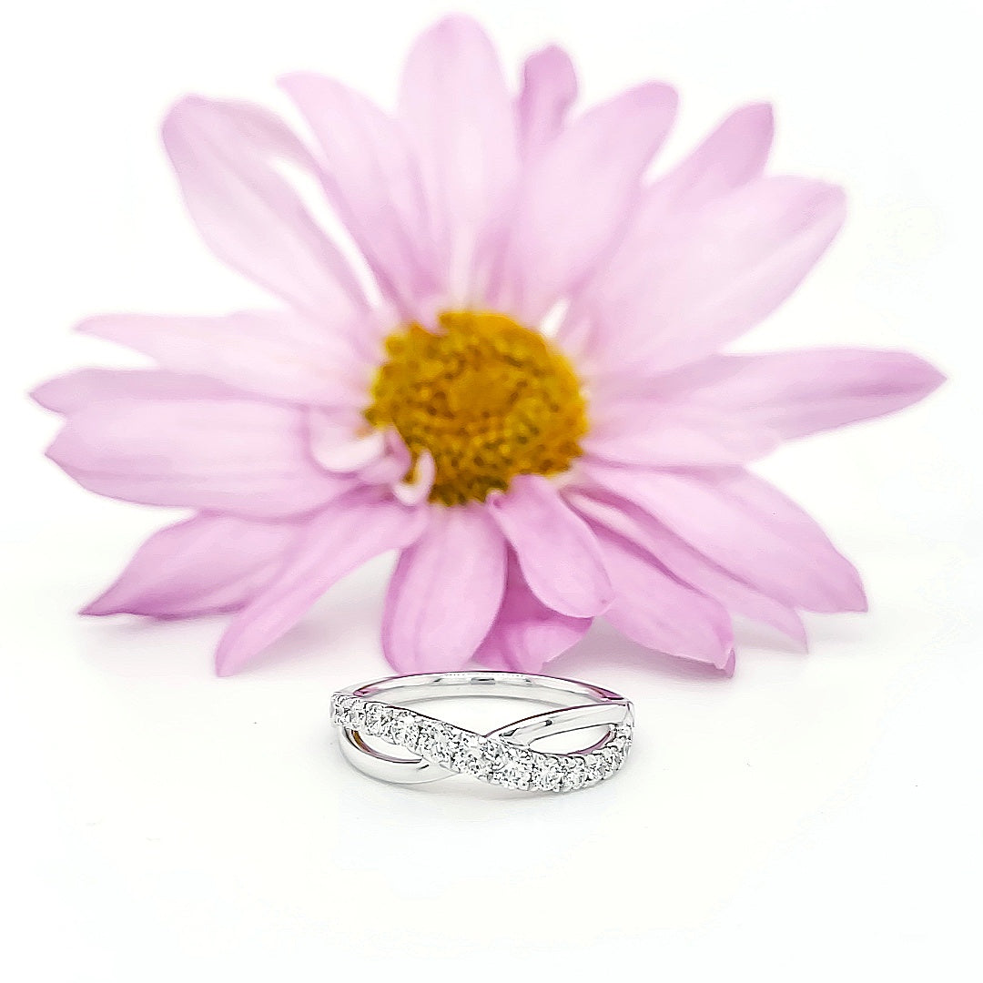 18k White Gold 0.48 Carat Wedding Band