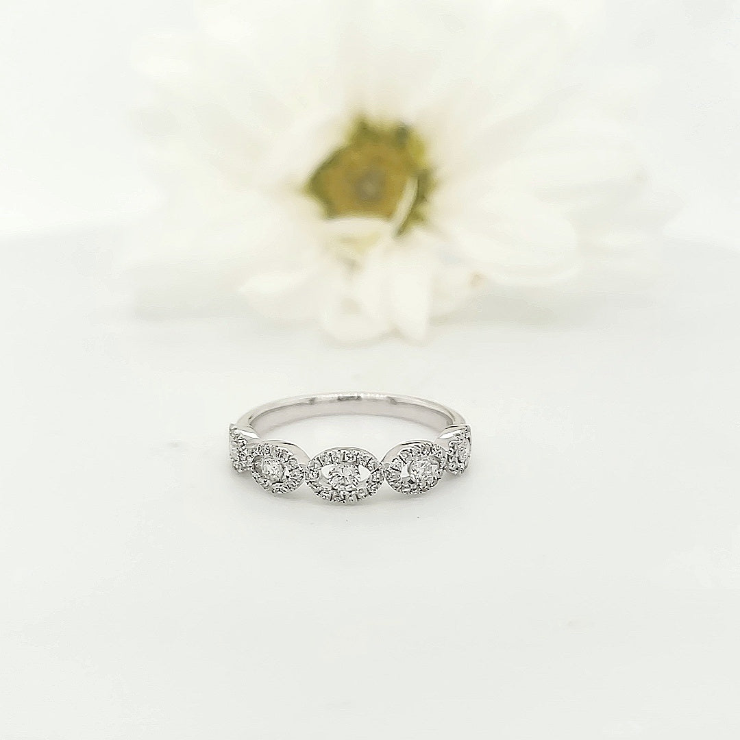 18k White Gold 0.42 Carat Wedding Band